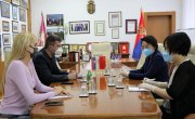 Министар Ђорђевић се састао са амбасадорком Кине Чен Бо: Подршка Србији у борби против вируса COVID-19 је од великог значаја 