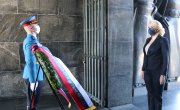 Министарка Кисић Тепавчевић положила венац на Споменик Незнаном јунаку на Авали
