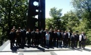 Положени венци на Споменик совјетским ветеранима на Авали поводом Дана победе над фашизмом у Другом светском рату