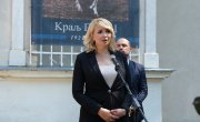 100 година од смрти краља Петра I Карађорђевића, министарка Кисић Тепавчевић предводила церемонију полагања венаца и одавања почасти
