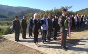 Положени венци жртвама „Валандовског покоља“