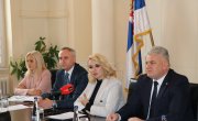 Odluke i ugovori o finansiranju mera aktivne politike zapošljavanja za 30 poslodavaca u Topličkom okrugu