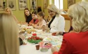 Министарка Кисић на ускршњој радионици Удружења жена „Сента“