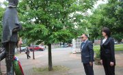 Делгација Министартсва положила венац на споменик војводи Шупљикцу