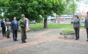 Делгација Министартсва положила венац на споменик војводи Шупљикцу