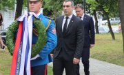 Председник Народне скупштине Р. Србије Орлић  и министар Селаковић положили венац на Споменик херојима са Кошара