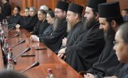 Министар Селаковић примио 40 грчких монахиња из манастира Света Лидија