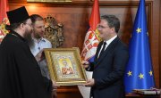 Министар Селаковић примио 40 грчких монахиња из манастира Света Лидија