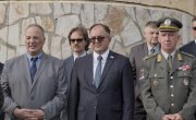 Положени венци у Ипсосу