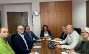 Помоћник министра Шијак са специјалистом Међународне организације рада за област социјалног дијалога и радног права