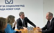 Министар за рад, запошљавање, борачка и социјална питања Никола Селаковић посетио је Центар за социјални рад Нови Сад. Преносимо изјаву министра у целости.