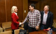 Селаковић доделио уговоре о финансирању савеза удружења особа са инвалидитетом