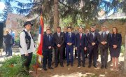 Министар Старовић положио венце поводом oбележавања 176. годишњице Мајске скупштине у Сремским Карловцима