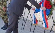 Министар Старовић положио венце поводом oбележавања 176. годишњице Мајске скупштине у Сремским Карловцима
