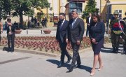 Министар Старовић положио венце поводом oбележавања 176. годишњице Мајске скупштине у Сремским Карловцима