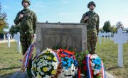 Положени венци и одата почаст страдалим српским и француским  војницима у Првом светском рату у Зајечару