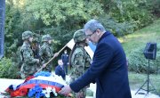 Старовић предводио државну церемонију код споменика Совјетским пилотима