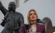 Министарка Ђурђевић Стаменковски открила споменик Васи Чарапићу