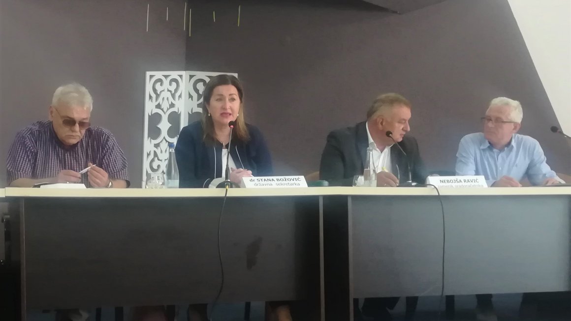 Одржана трећа Јавна расправа о  Нацрту закона о правима детета и Заштитнику права детета у Новом Пазару