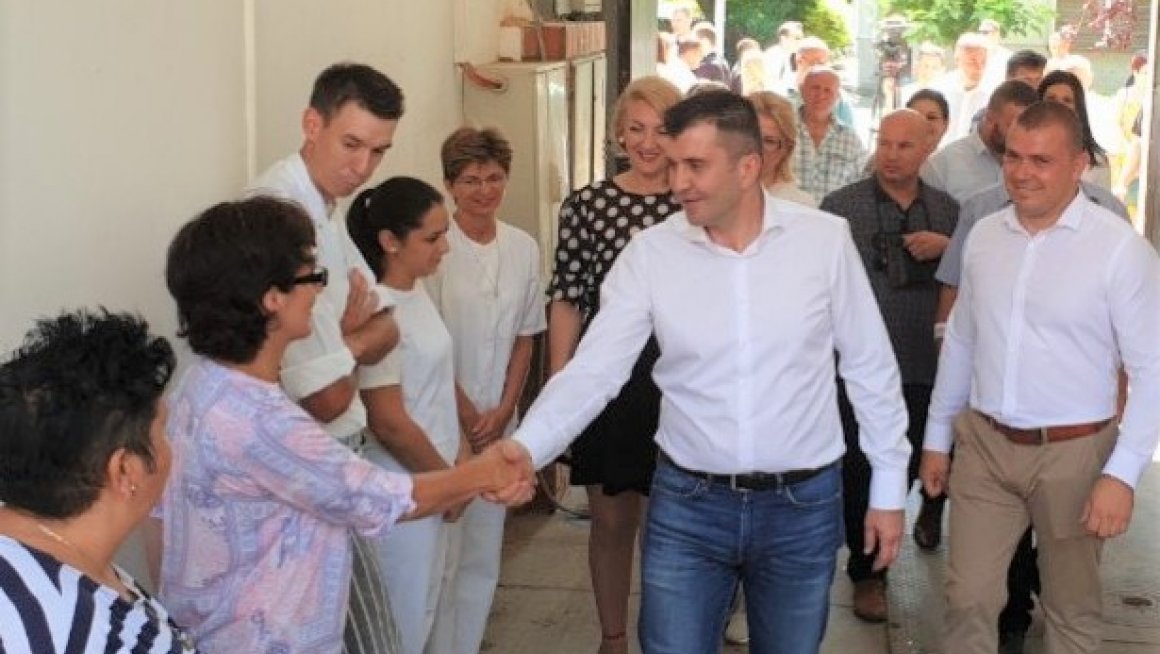 Министар Ђорђевић посетио Геронтолошки центар у Кањижи и Дневни боравак за децу са посебним потребама у Чоки