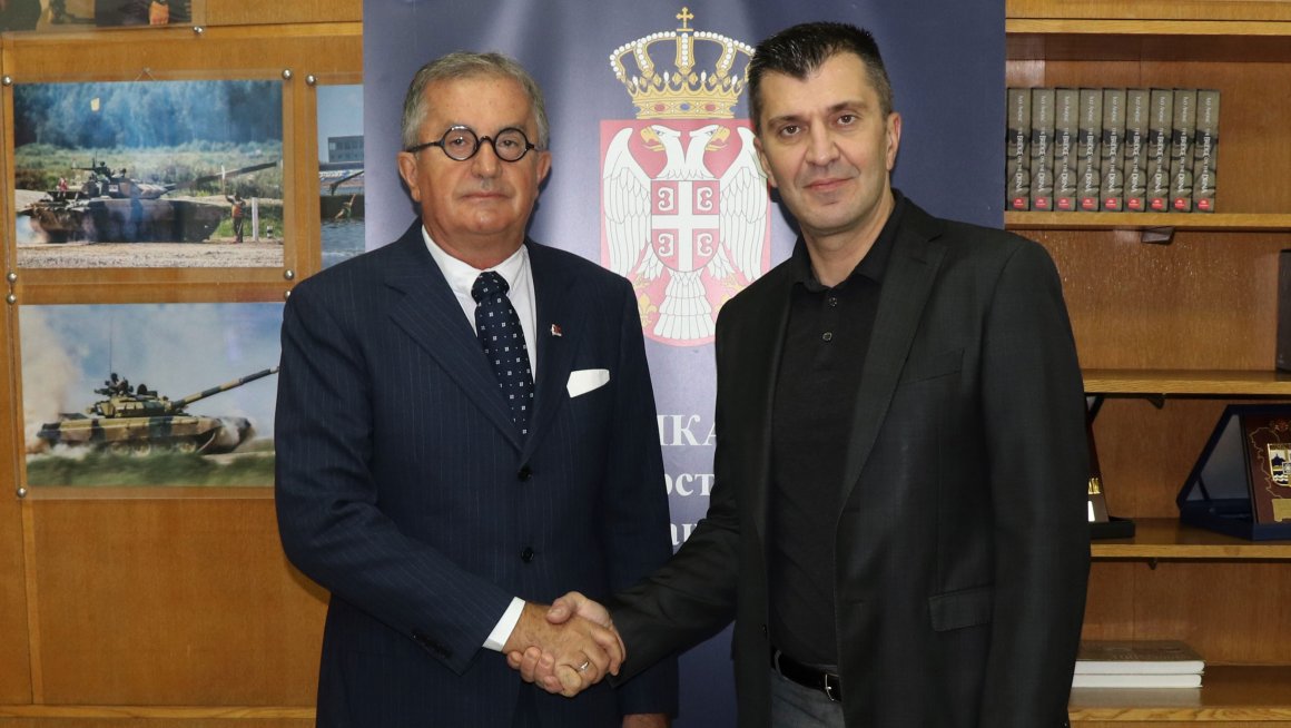 Министар Ђорђевић са српским амбасадором у Аустрији Родићем о одржавању споменика у Маутхаузену