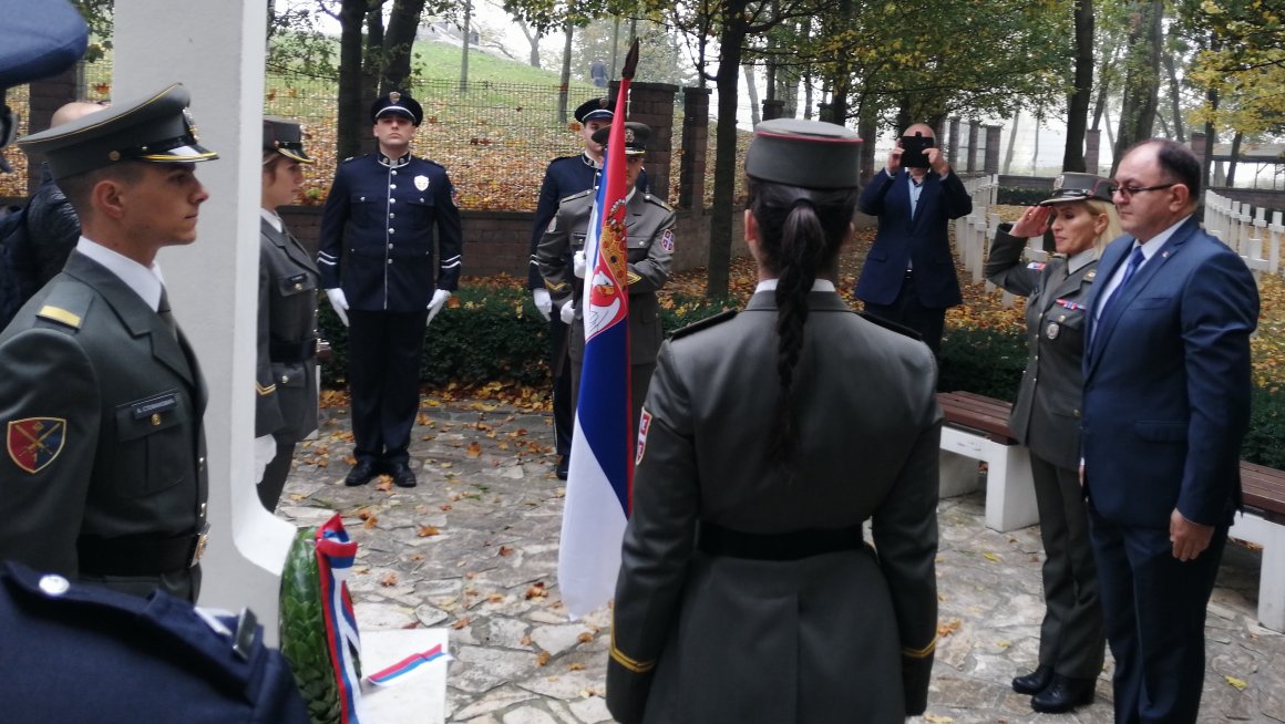 Обележена годишњица страдања цивила и војника на војном гробљу Петржалки у Словачкој Републици