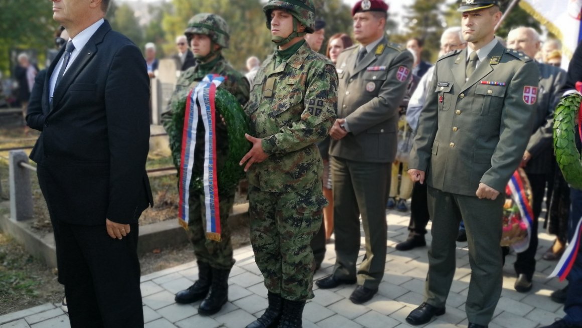 Положени венци и одата почаст страдалим српским и француским  војницима у Првом светском рату у Зајечару