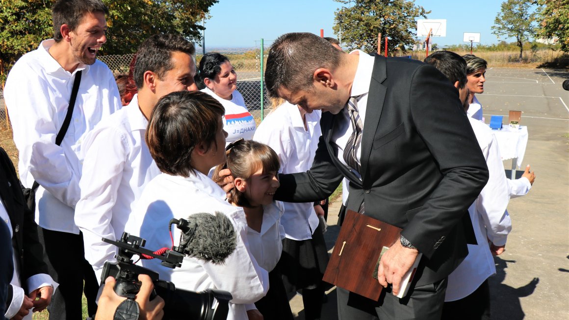 Министар Ђорђевић обишао Установу за децу и младе „Сремчица“ поводом 50 година рада