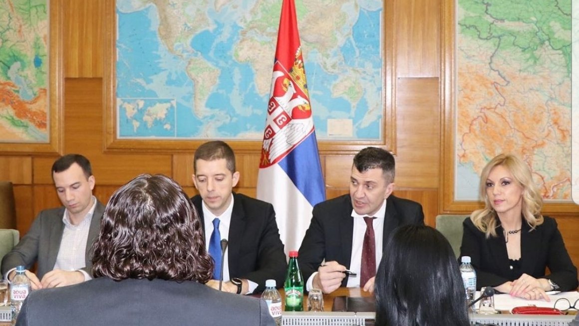 Боља контрола и побољшање организационе структуре и делотворности центара за социјални рад на КиМ-у