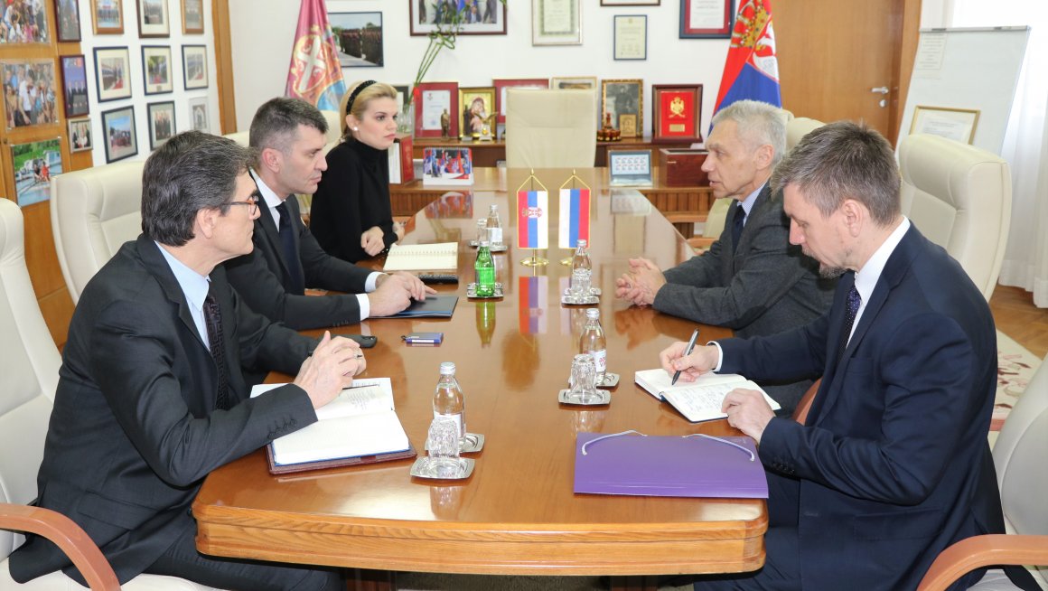 Министар Зоран Ђорђевић  и амбасадор Руске Федерације о сарадњи две земље у области борачких питања