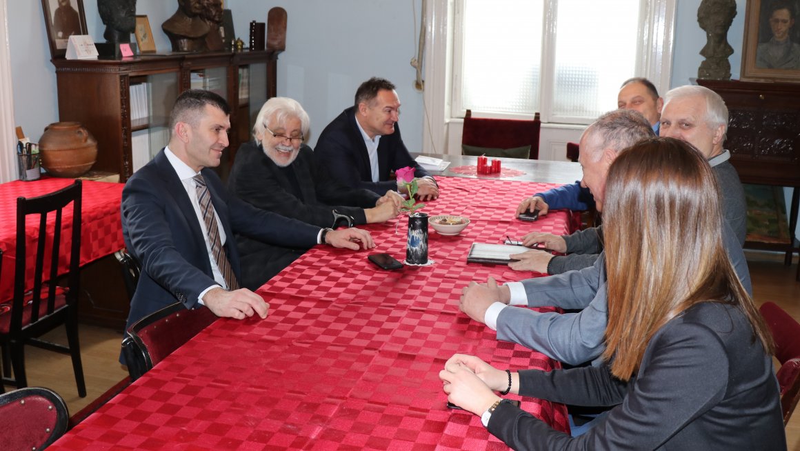 Ђорђевић: Бољи услови за писце и самосталне уметнике