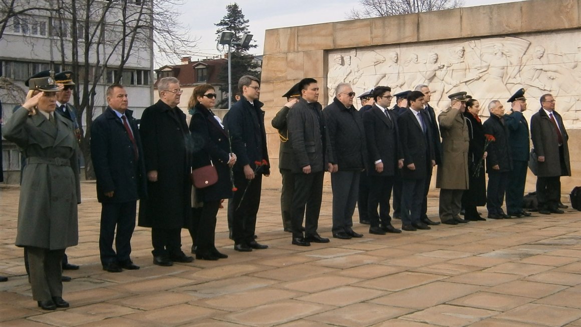 Обележен Дан бранилаца отаџбине