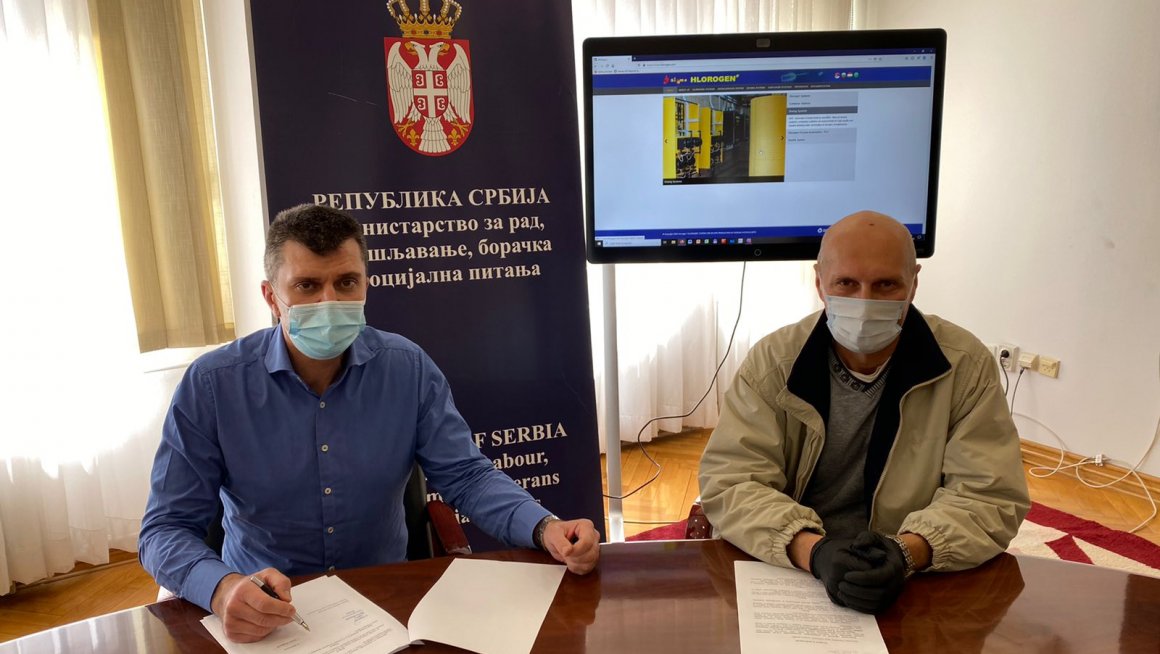 Предузеће „Сигма“ донирало 1000 l производа за дезинфекцију руку и 1200 l за дезинфекцију површина