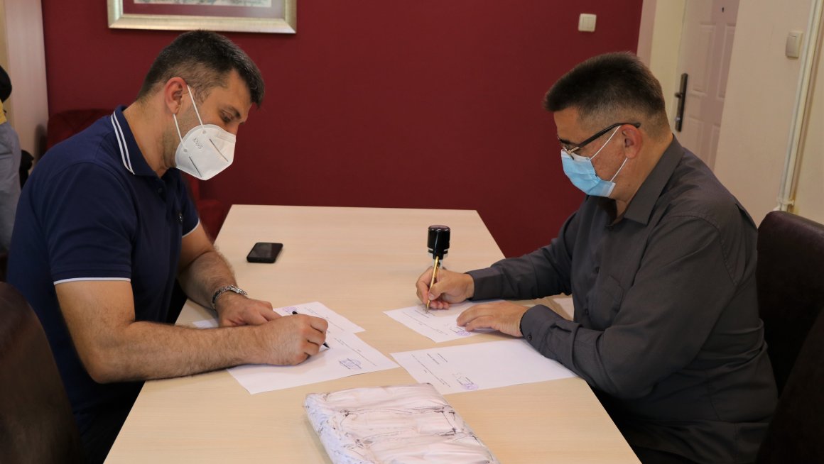 Уручена донација Удружењу приватних домова