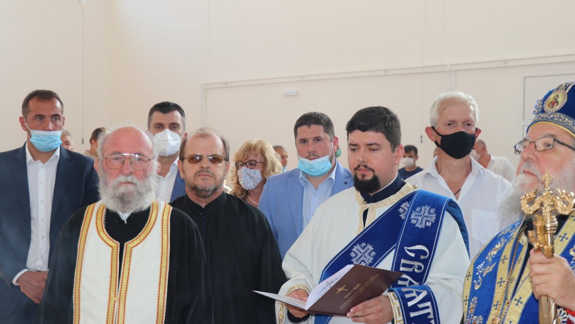 Брига о породицама, кроз отварање нових школа