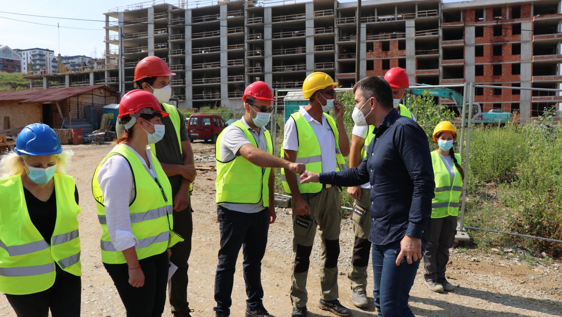 Поводом Дана грађевинара Ђорђевић обишао градилиште “Sunnyville 3” у Београду