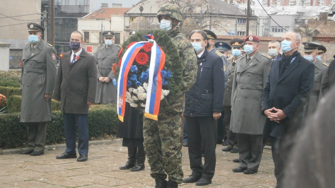 Одата пошта Француским и Руским војницима погинулим у великом рату