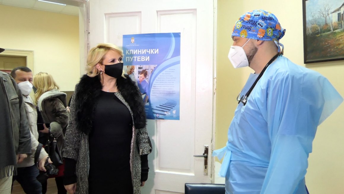 Кисић Тепавчевић у зајечарском селу Вражогрнац: Вакцинација једини начин да се победи вирус