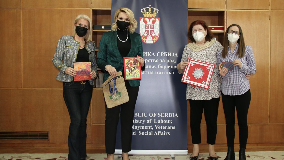 Кисић Тепавчевић: Особама са аутизмом пружати подршку сваки дан