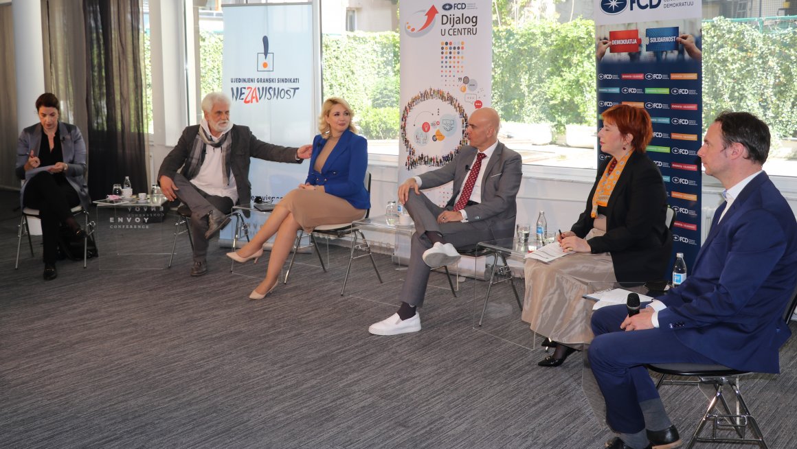 Министарство увек спремно на дијалог