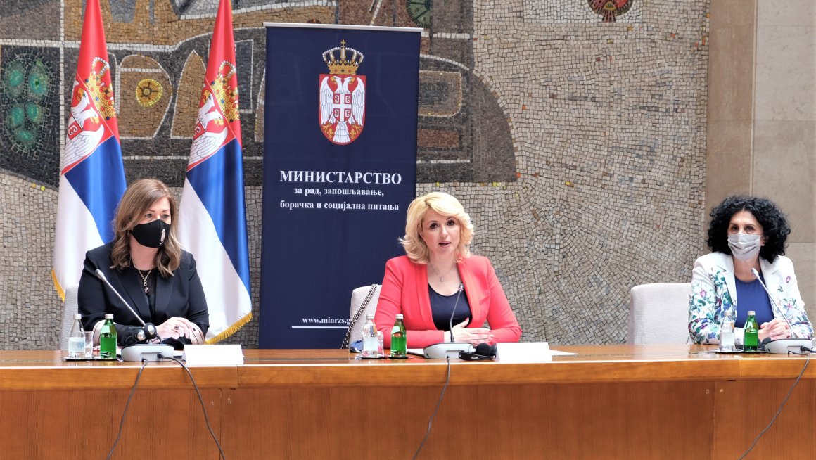 Потписани уговори о наменским трансферима за финансирање услуга социјалне заштите на нивоу локалних самоуправа