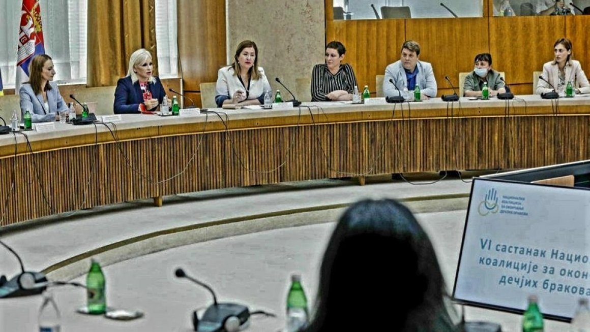 Божовић: Министарство ће наставити да унапређује рад Националне коалиције за окончање дечијих бракова у Србији