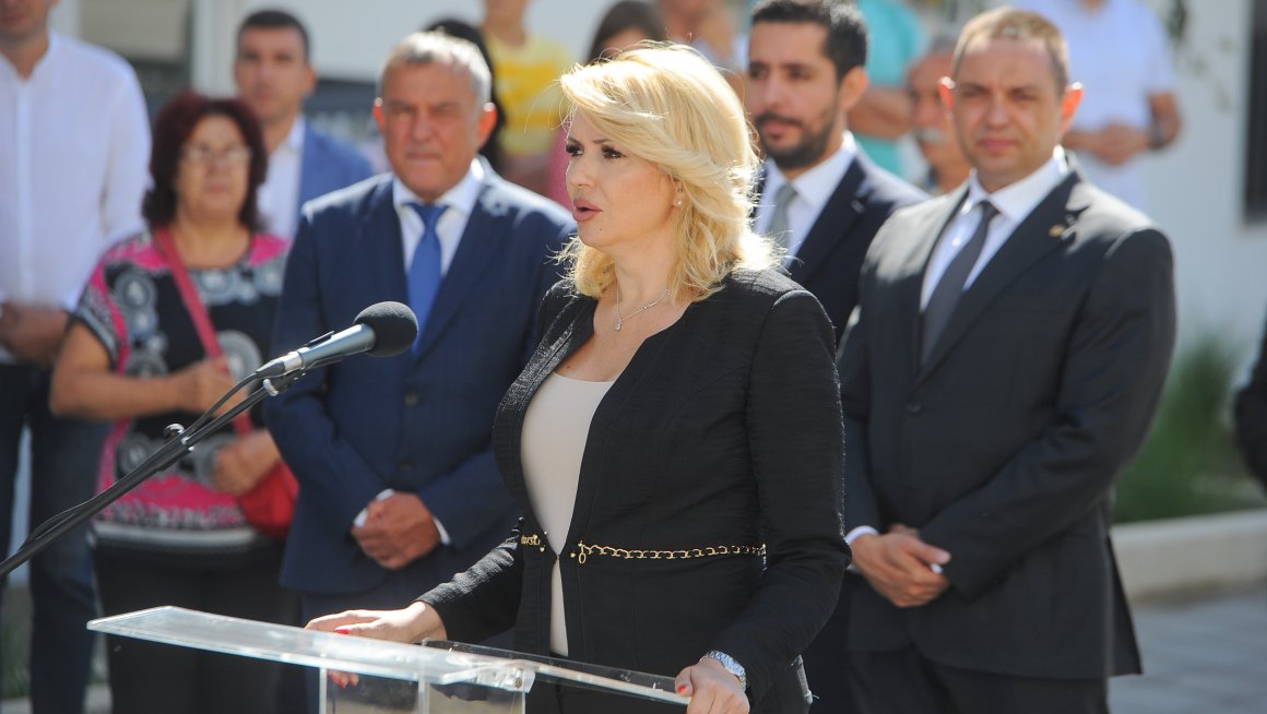 Министарка Кисић Тепавчевић на уручењу кључева станова за припаднике служби безбедности у Крагујевцу