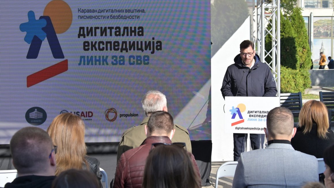 Karavan „Digitalna ekspedicija“ na jedanaestoj stanici u Aleksincu