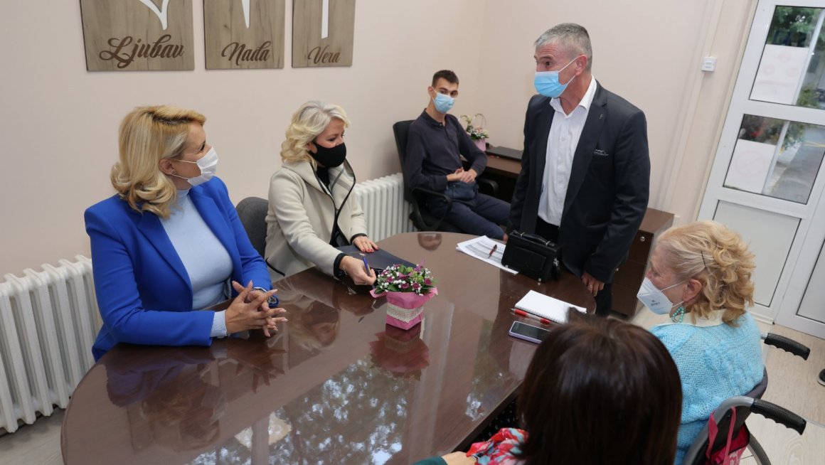 Кисић Тепавчевић на Међународни дан особа са церебралном парализом: Заједно градимо Србију без баријера