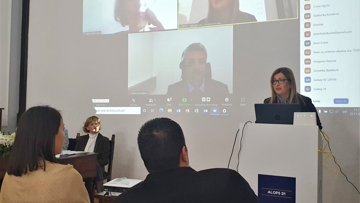 Млади и студенти фокус рада Владе Србије