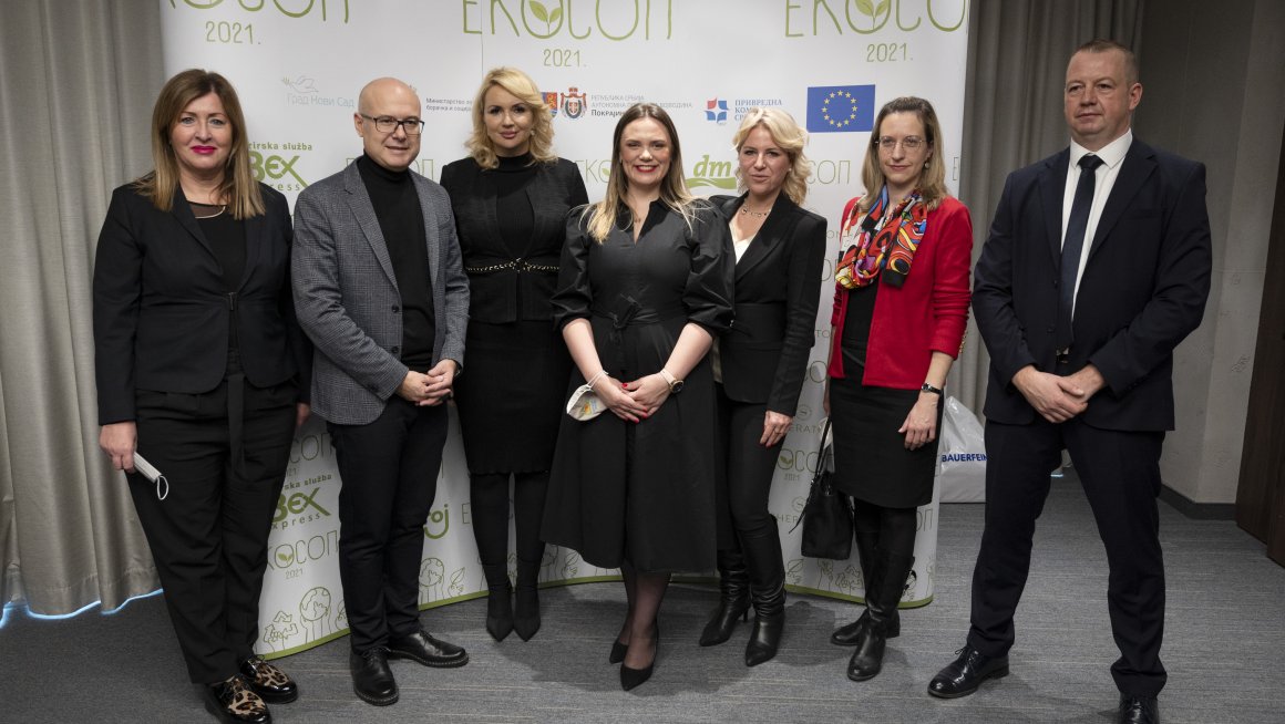 Кисић Тепавчевић уручила помагала за особе са инвалидитетом