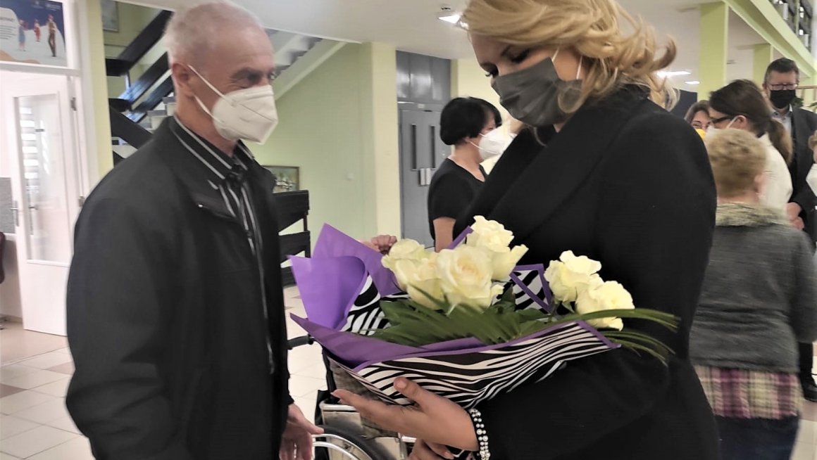 ИТ опрема за кориснике и запослене у Геронтолошком центру Младеновац 