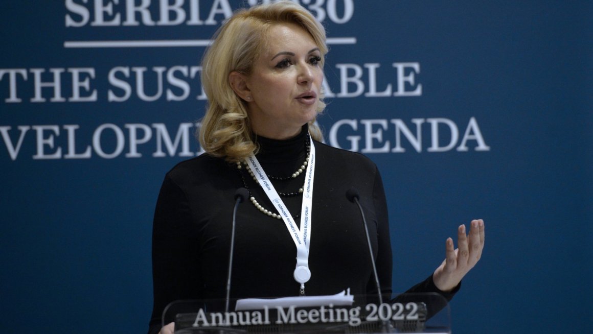 Министарка Кисић на Копаоник бизнис форуму: Подршка државе теже запошљивим категоријама становништва