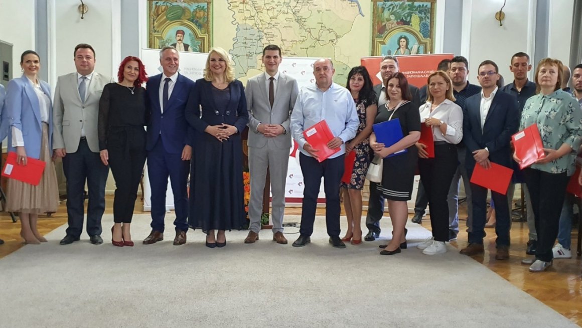 Мере активне политике запошљавања значајне за повећање стопе запослености